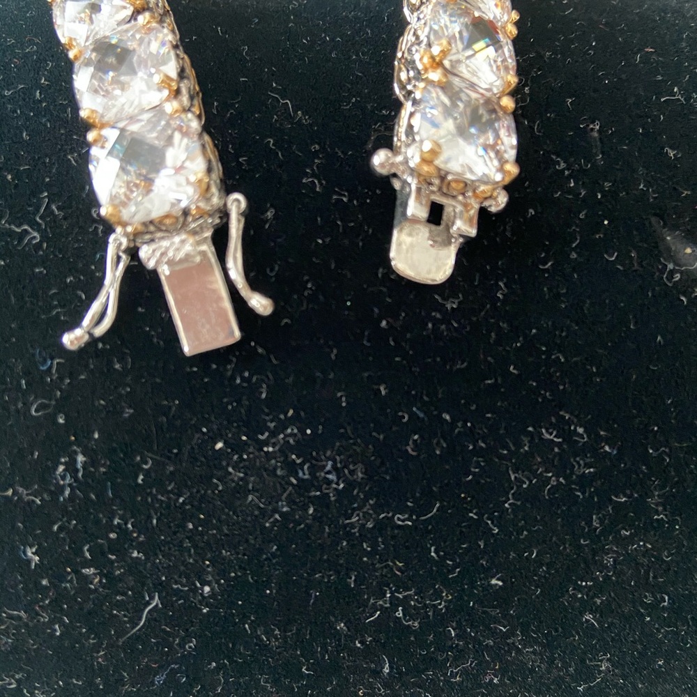 Chunky Rhinestone Bracelet - Picture 8 of 8